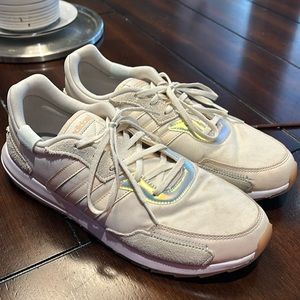 Women’s Adidas size 11